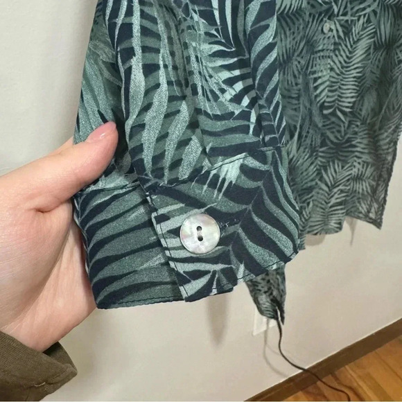 Coldwater Creek Tropical Leaf Flowing Sheer Tunic Duster medium - Picture 6 of 8